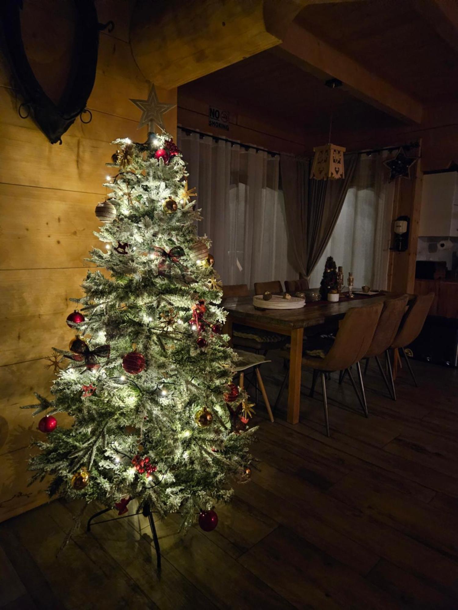 זקופאנה Goralska Chatka 3 Highland Cottage - Jacuzzi, Sauna, Split Ac, Private Parking, Mountains View מראה חיצוני תמונה