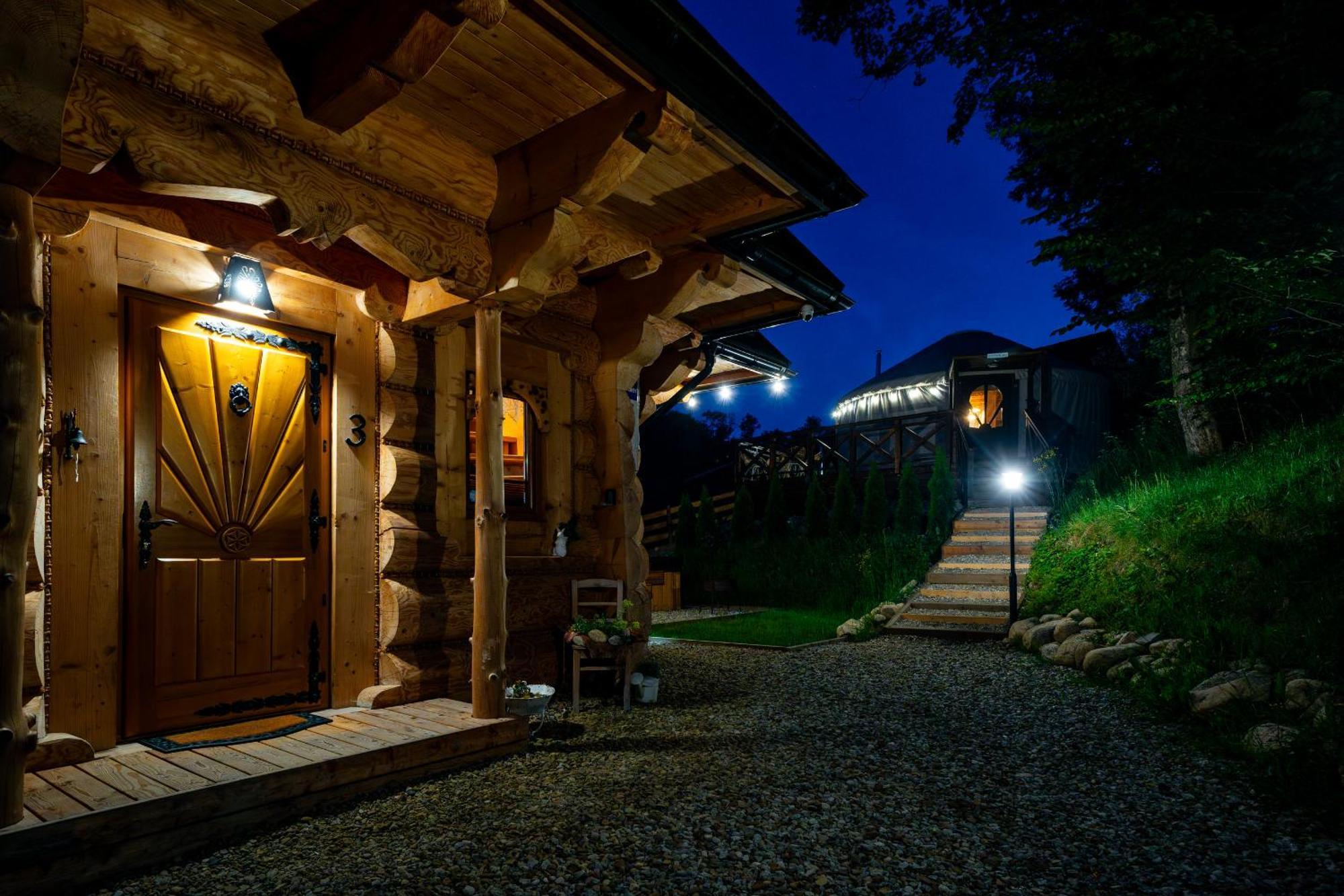זקופאנה Goralska Chatka 3 Highland Cottage - Jacuzzi, Sauna, Split Ac, Private Parking, Mountains View מראה חיצוני תמונה