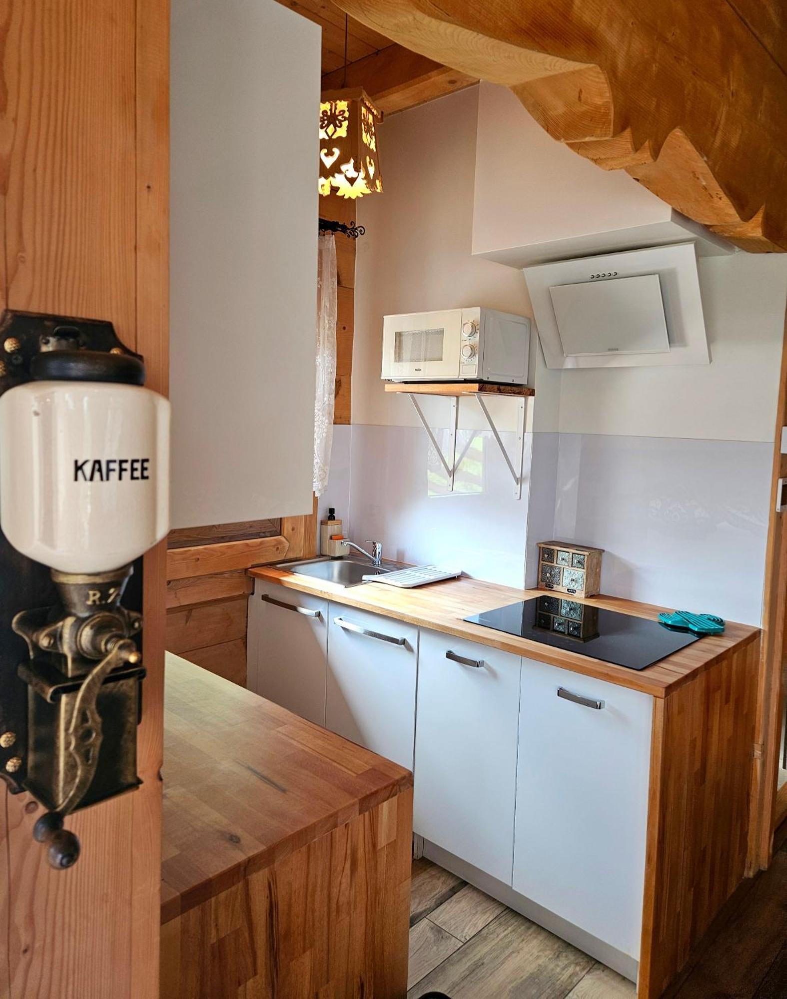 זקופאנה Goralska Chatka 3 Highland Cottage - Jacuzzi, Sauna, Split Ac, Private Parking, Mountains View מראה חיצוני תמונה